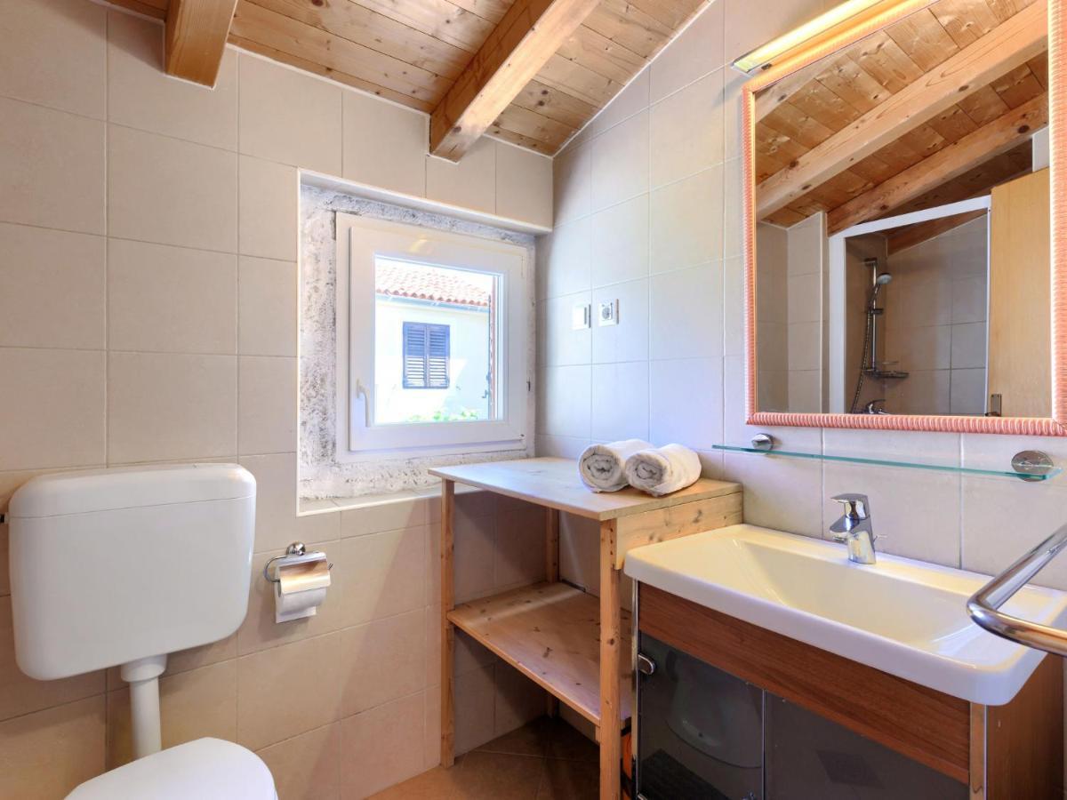 Holiday Home Pinia I - Kst126 By Interhome Kaštelir Kültér fotó